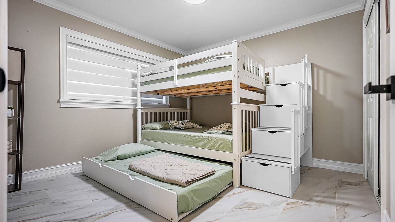 Photo of Bedroom in Pinellas Park