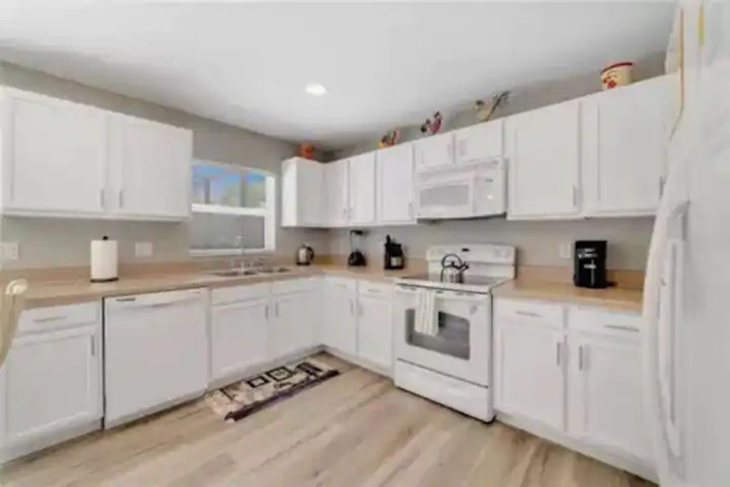 Photo of Kitchen in Lake Wilson Preserve