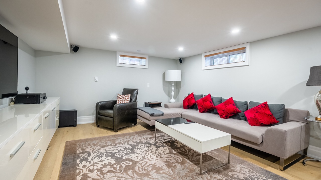 Photo of Livingroom in Lakeview