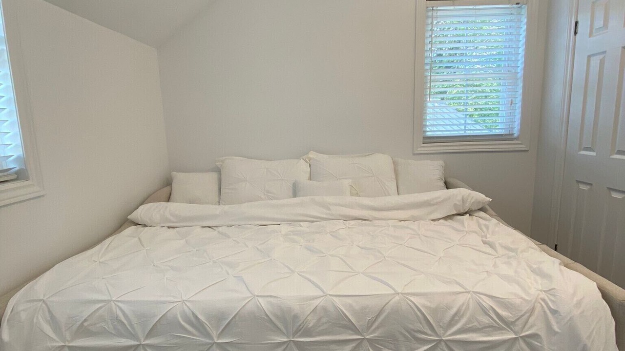 Photo of Bedroom in Brock
