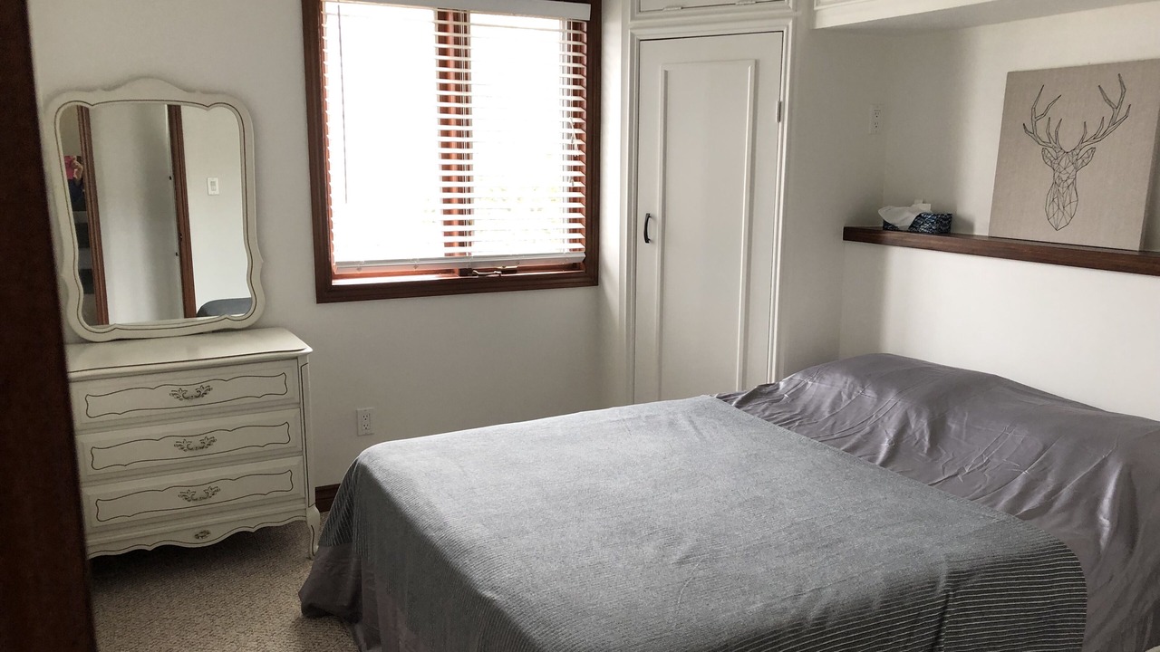Photo of Bedroom in Georgian Bluffs