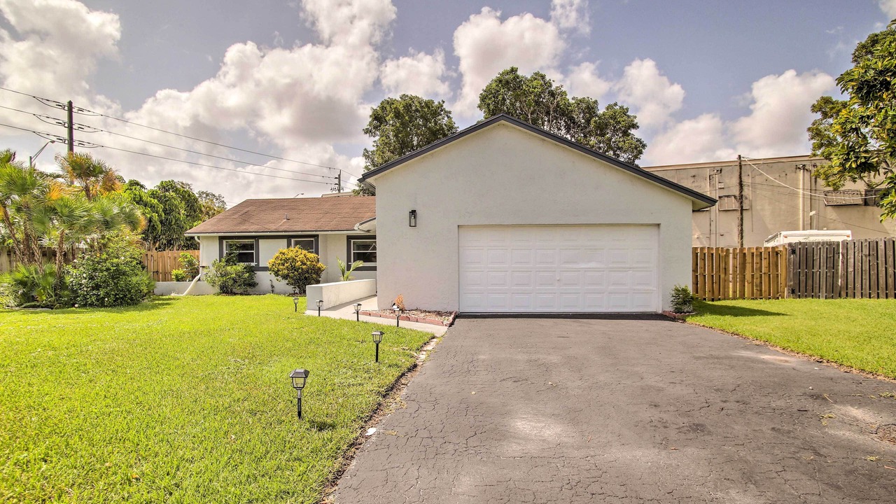 Photo of Others in Lauderhill