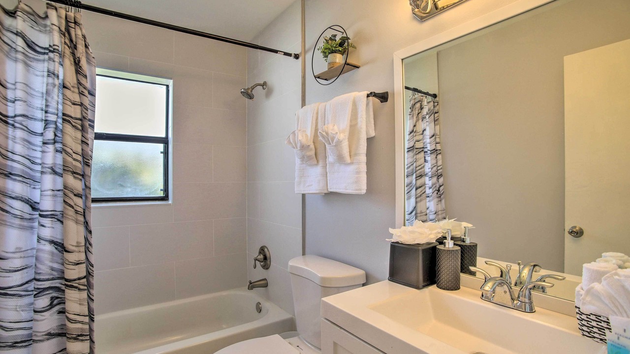 Photo of Bathroom in Lauderhill