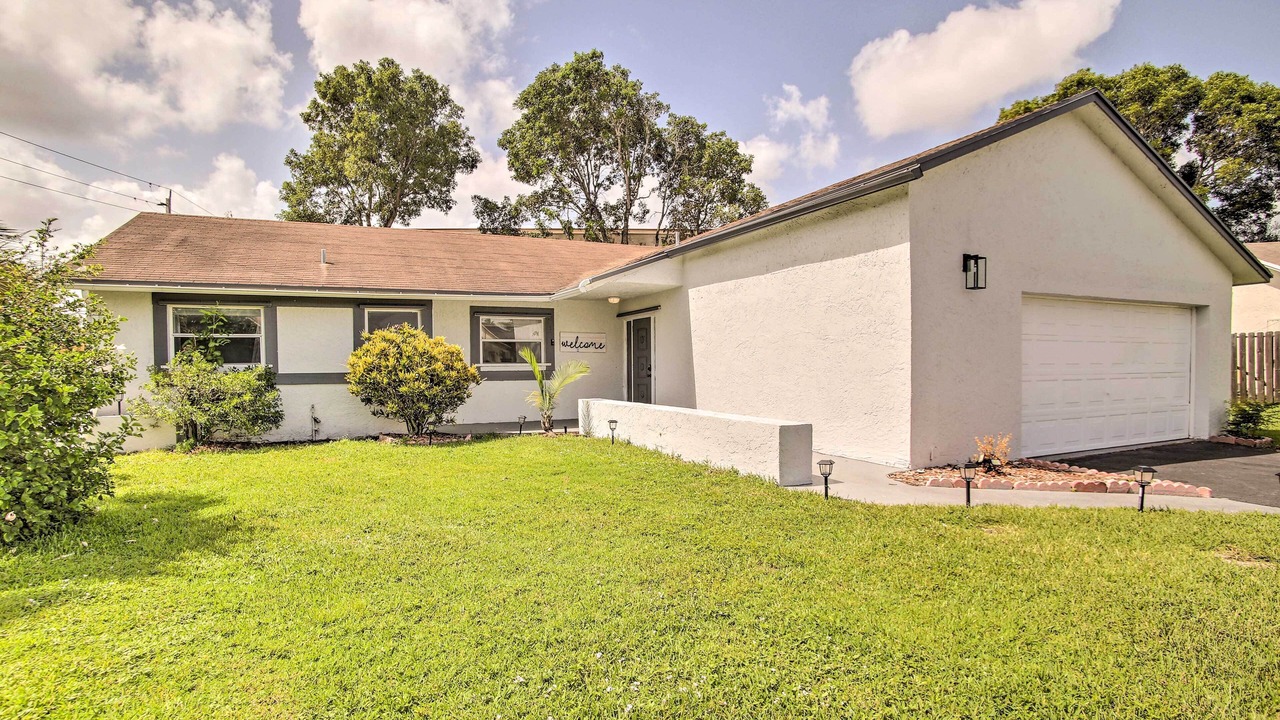 Photo of Outdoor in Lauderhill