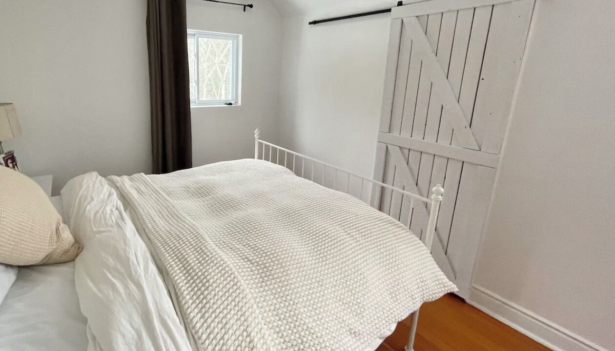 Photo of Bedroom in Markdale