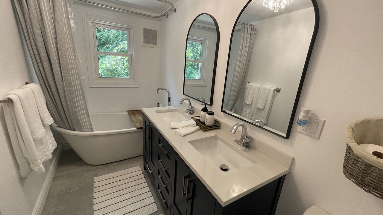 Photo of Bathroom in North Port