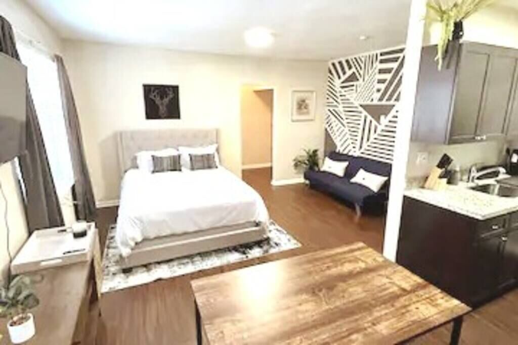 Photo of Bedroom in Little Haiti