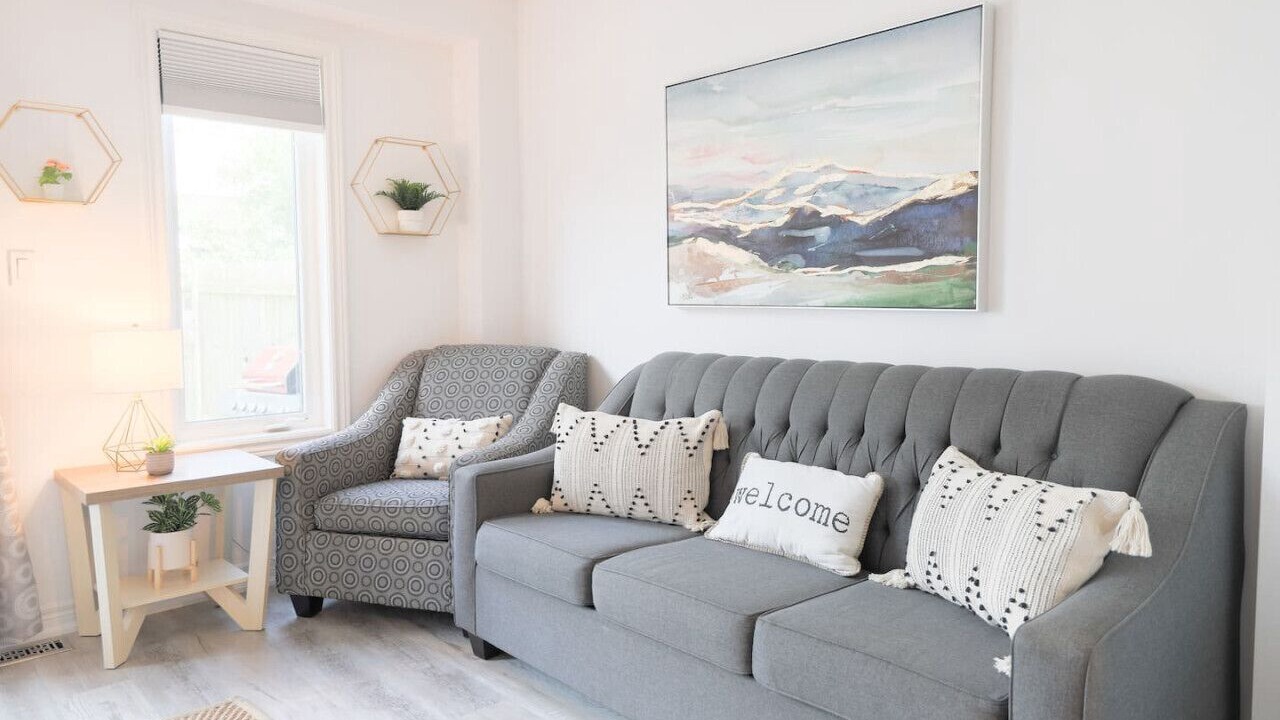 Photo of Livingroom in Thorold