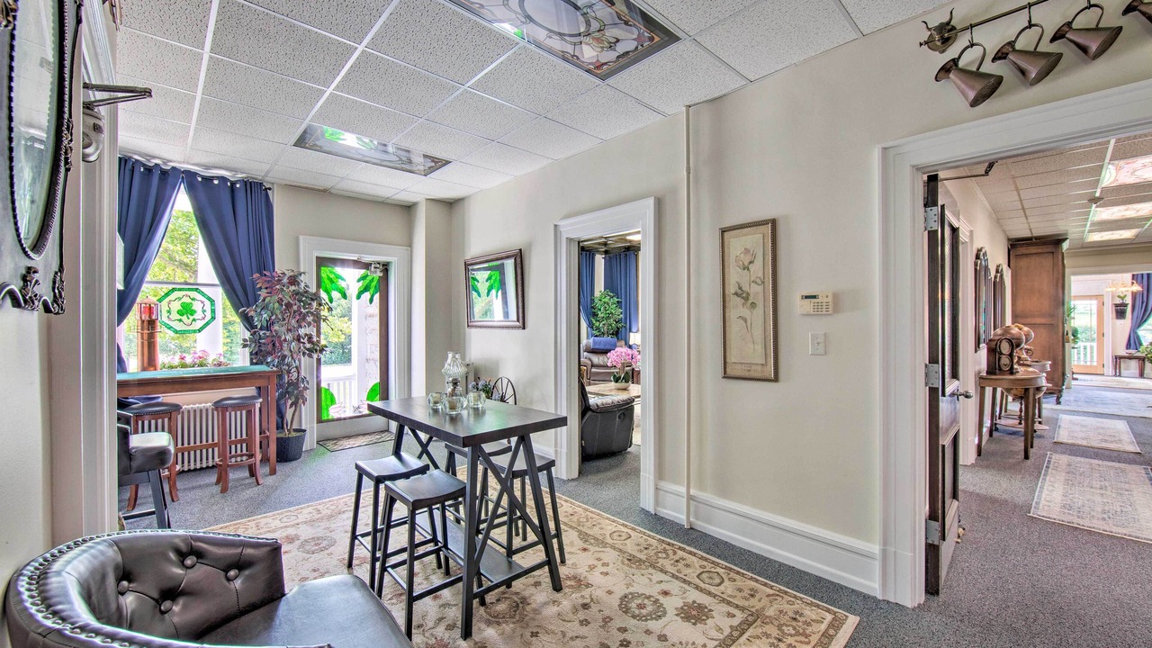 Photo of Bedroom in Annville