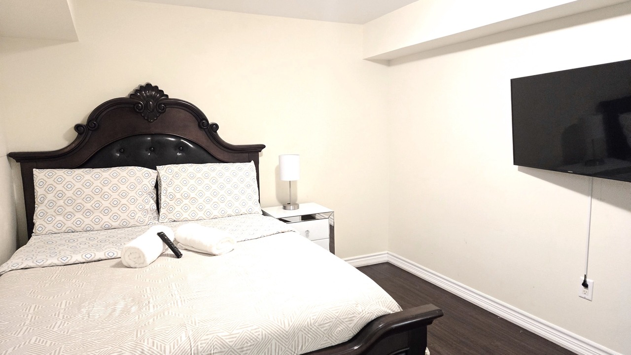 Photo of Bedroom in Innisfil
