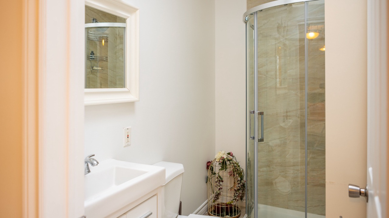 Photo of Bathroom in Jacksons Point