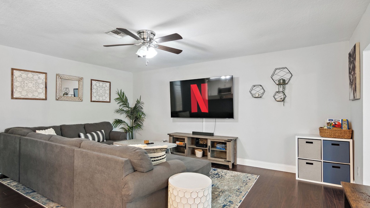 Photo of Livingroom in Sebastian