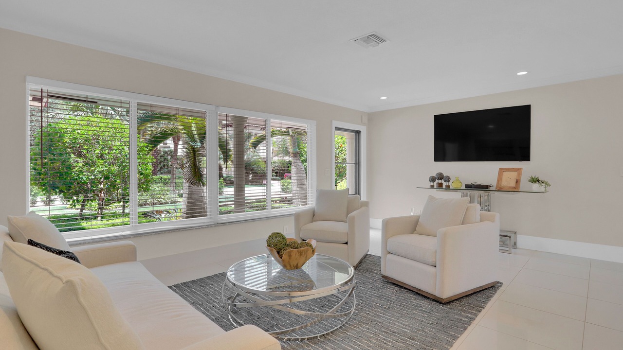 Photo of Livingroom in Boca Raton