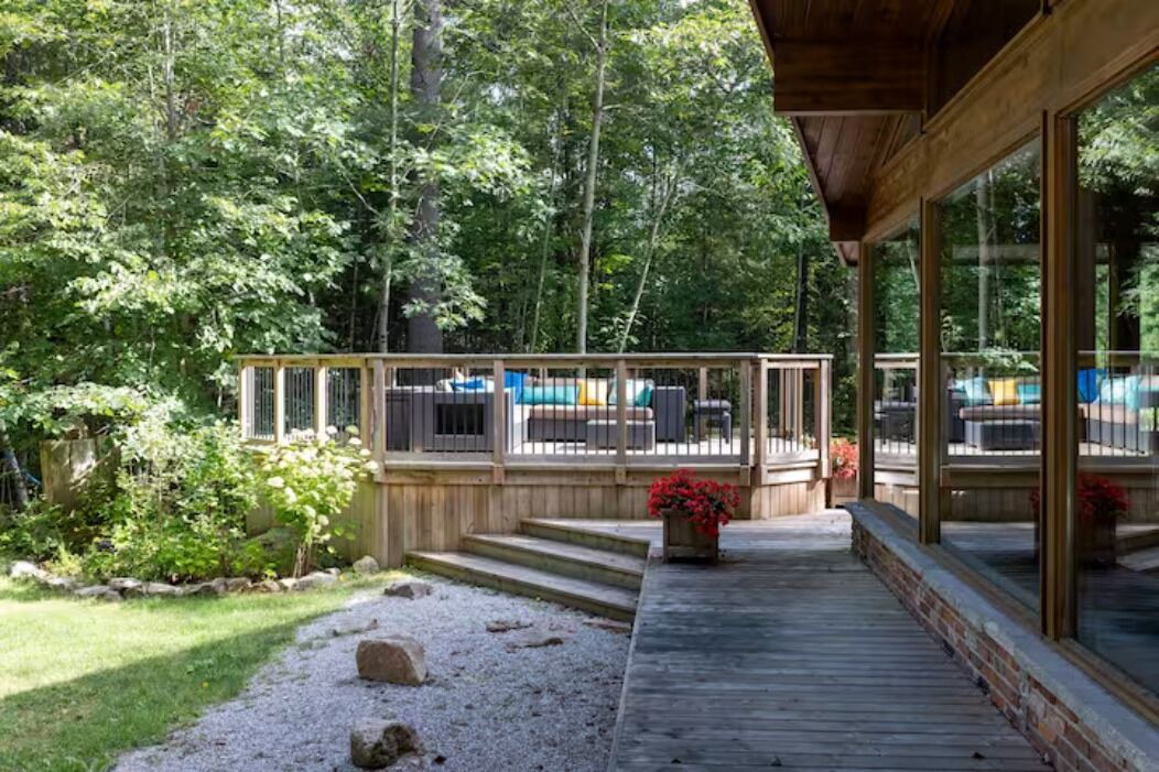 Photo of Patio Balcony in Kawartha Lakes