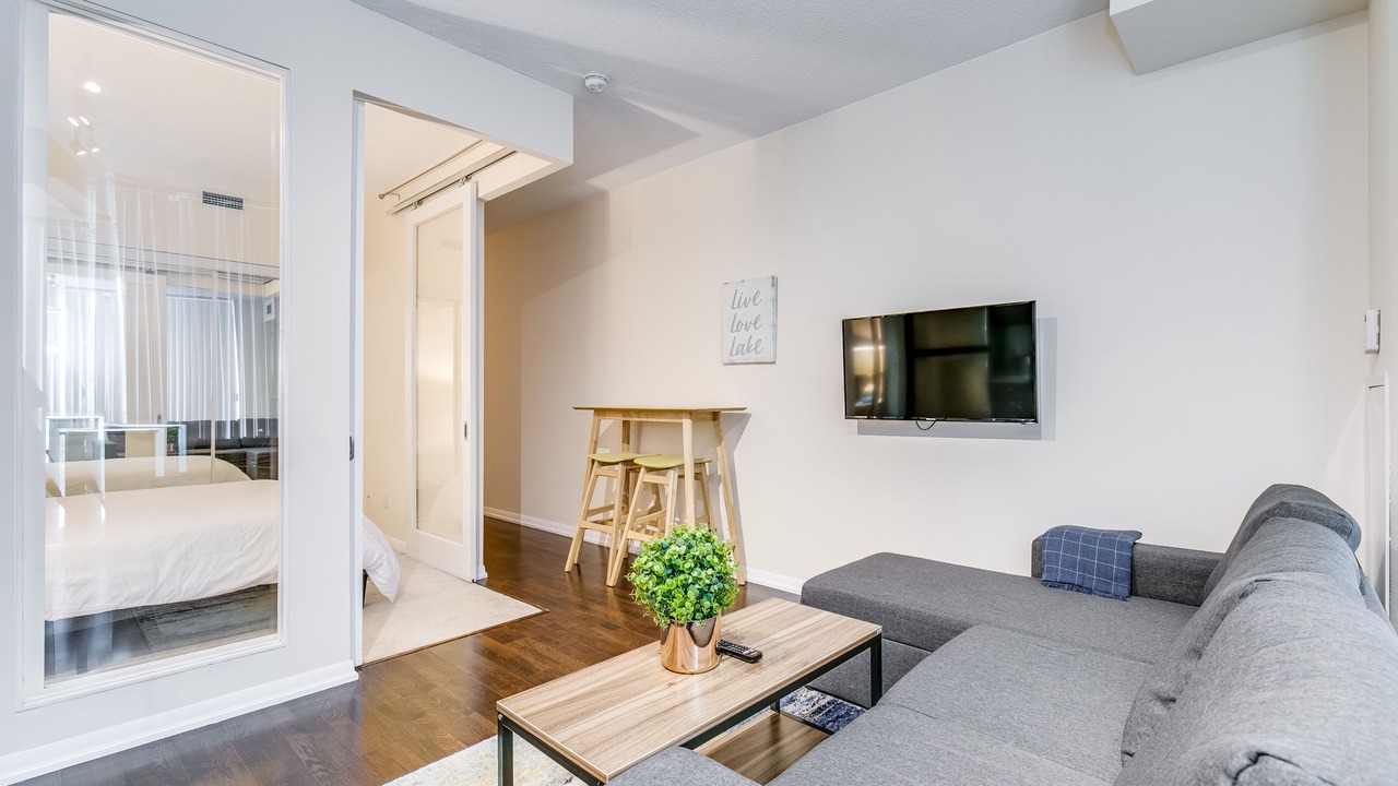 Photo of Livingroom in Fort York