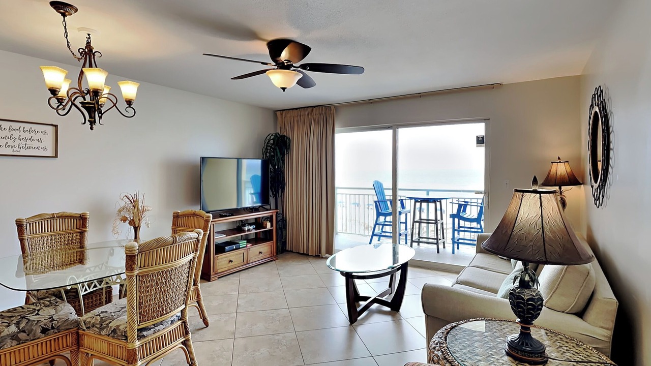 Photo of Livingroom in Fort Walton Beach