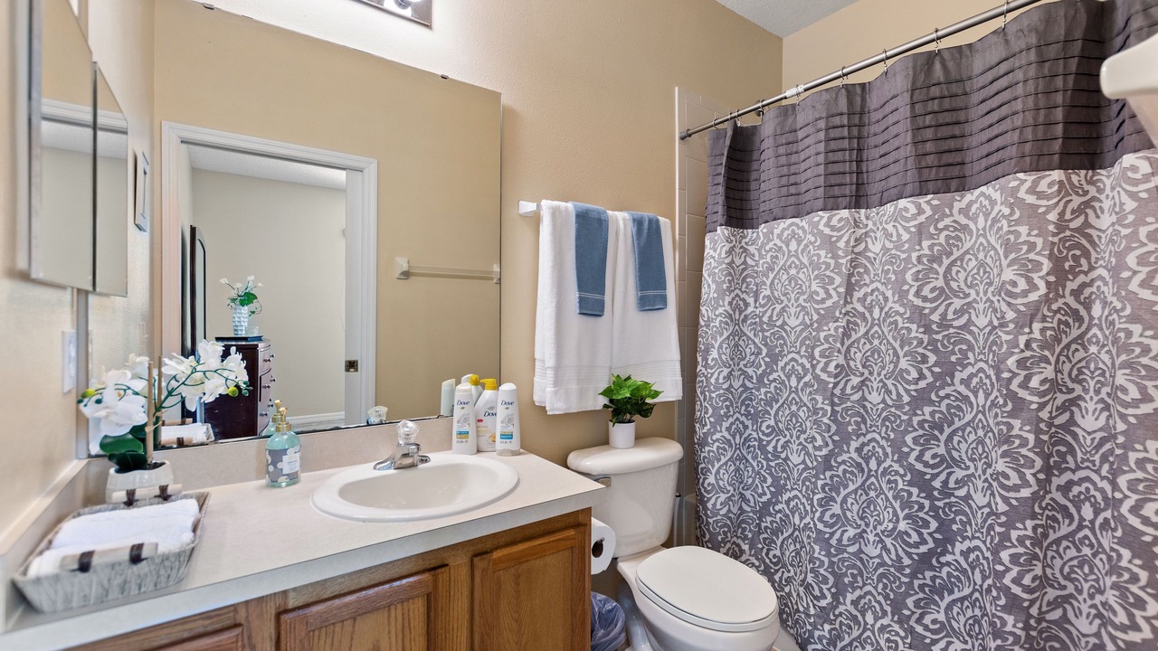 Photo of Bathroom in Sunset Ridge