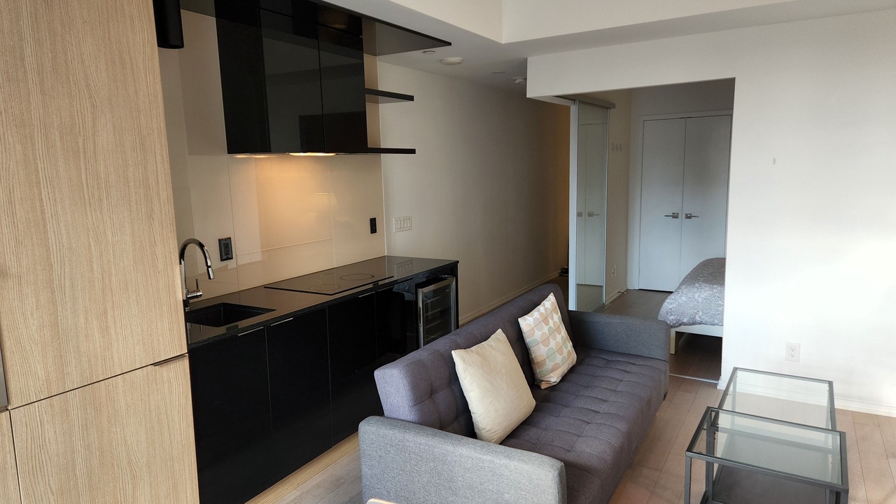 Photo of Livingroom in Financial District