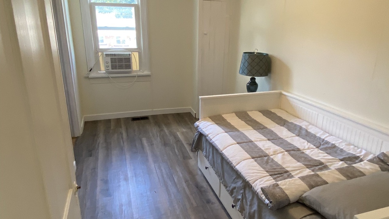 Photo of Bedroom in Napanee