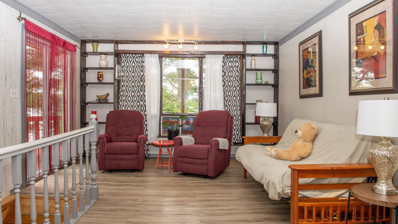 Photo of Livingroom in Astorville