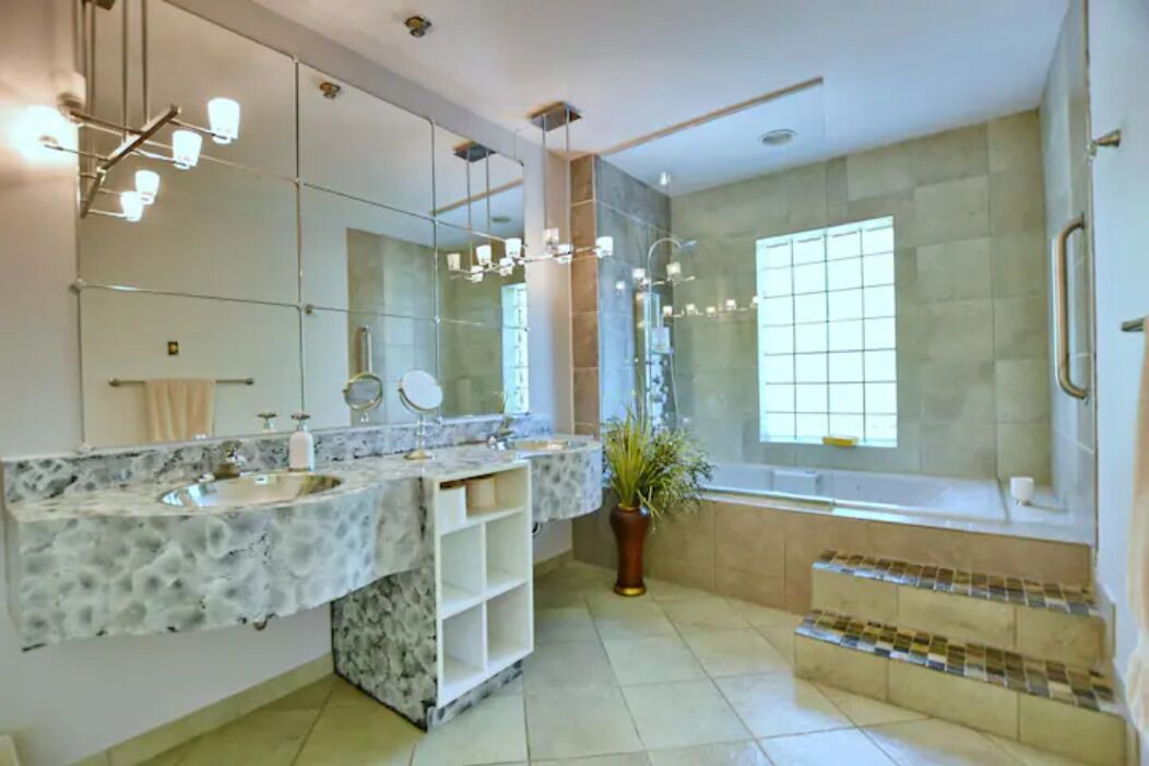 Photo of Bathroom in The Blue Mountains