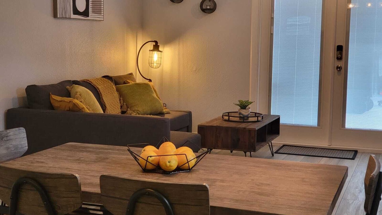 Photo of Livingroom in Riverview