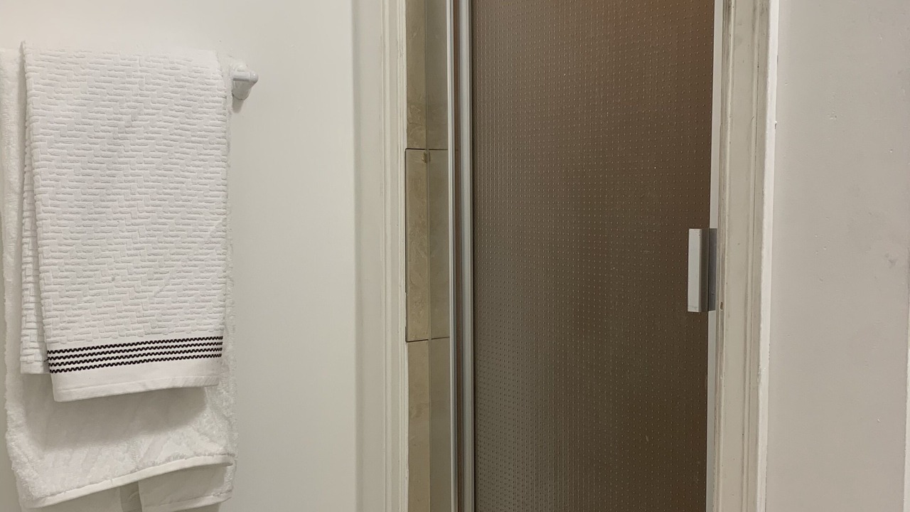 Photo of Bathroom in Lisgar