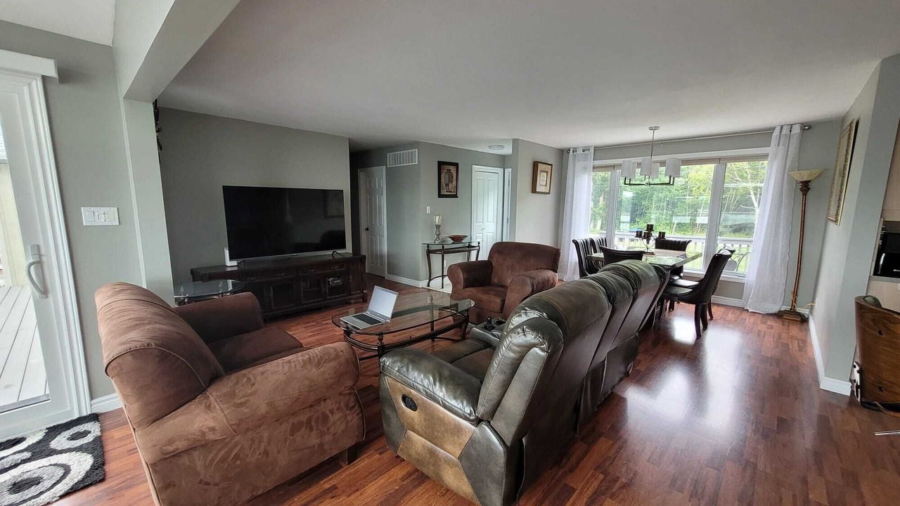 Photo of Livingroom in Washago