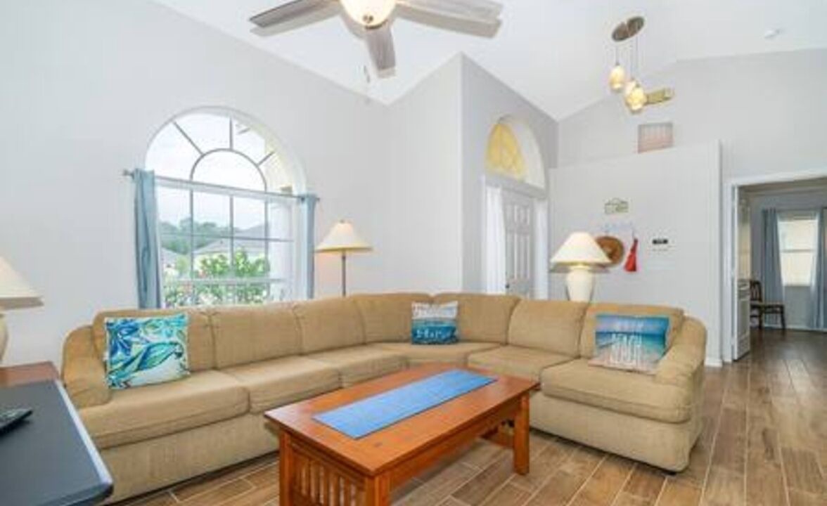 Photo of Livingroom in Tuscan Ridge