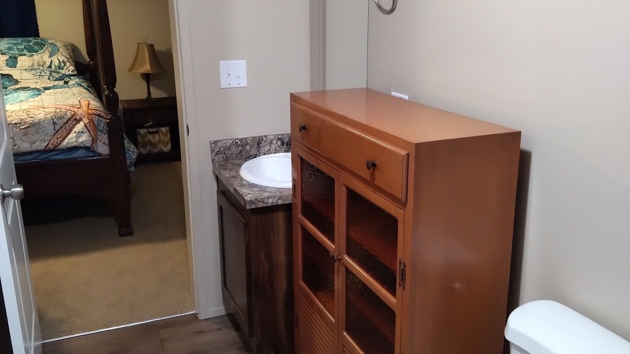 Photo of Bathroom in Weeki Wachee Gardens