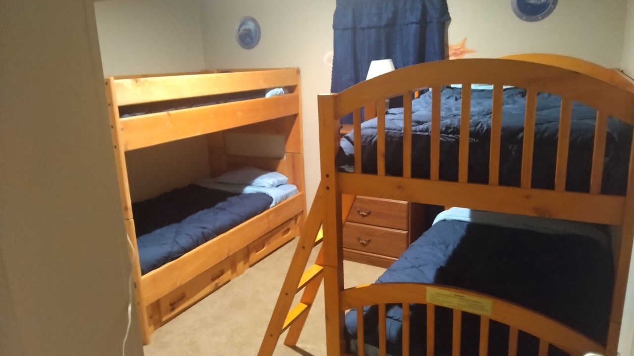 Photo of Bedroom in Weeki Wachee Gardens