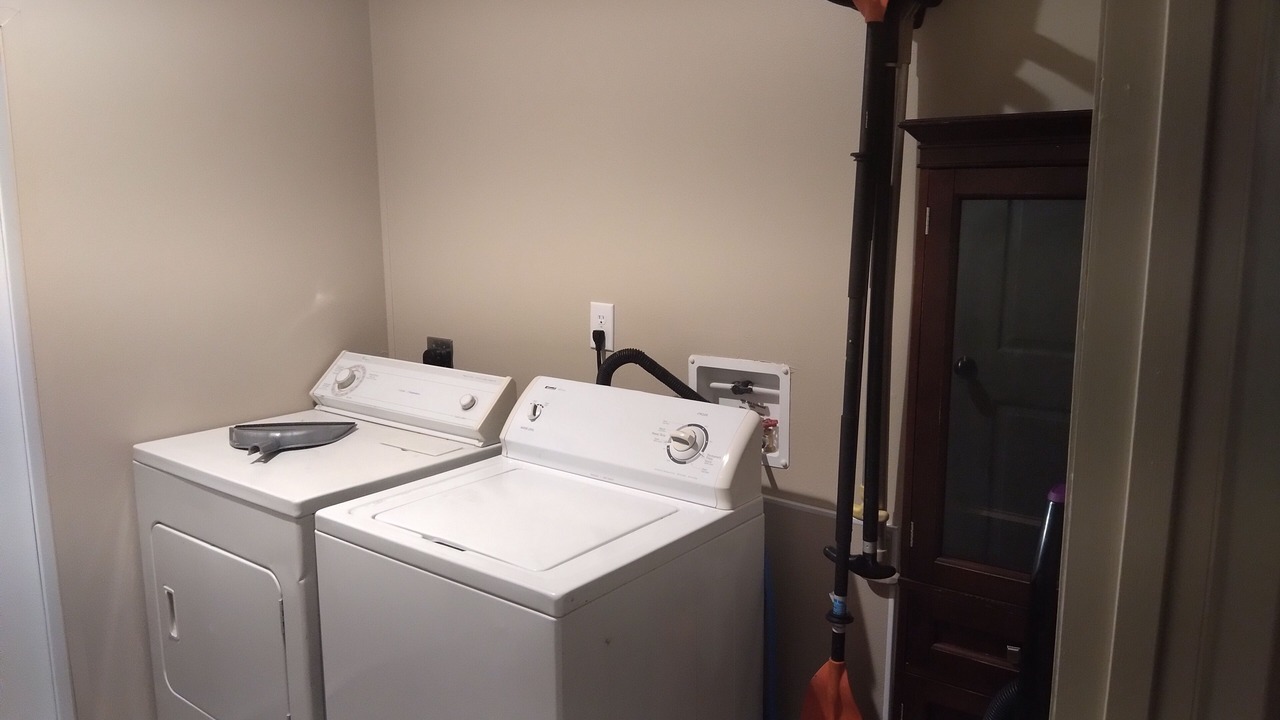Photo of Bedroom in Weeki Wachee Gardens