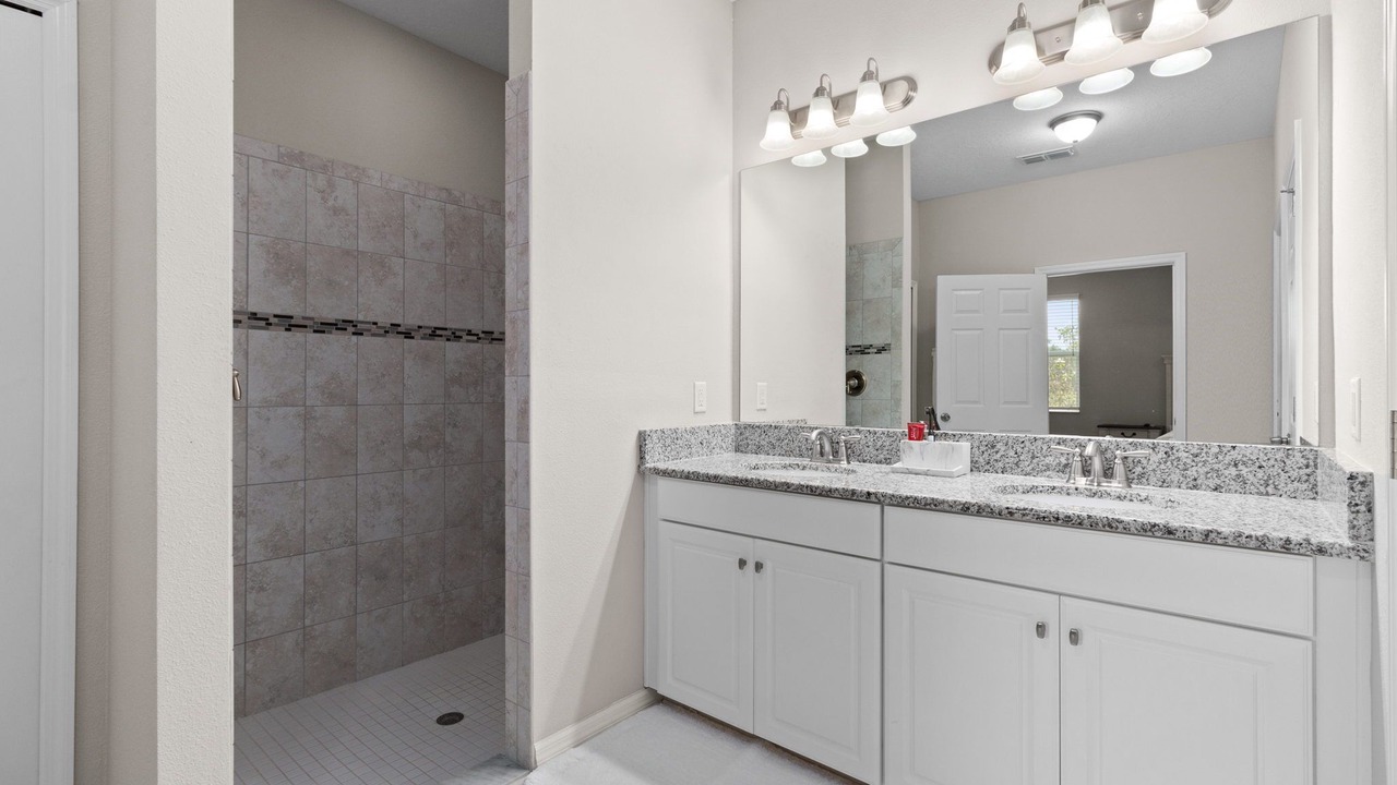 Photo of Bathroom in Balm