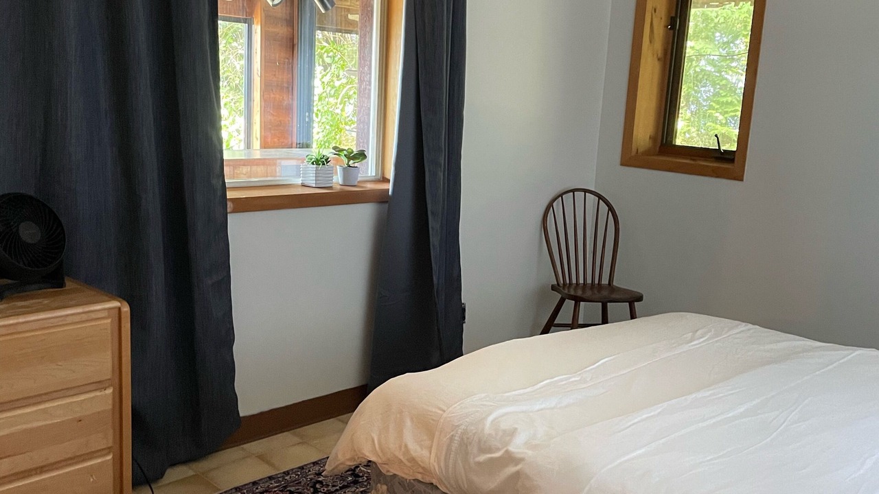 Photo of Bedroom in Port McNicoll