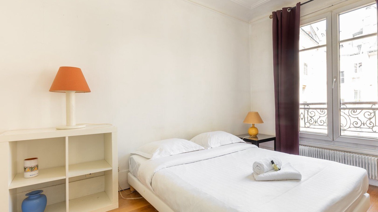 Photo of Bedroom in Val-de-Grace