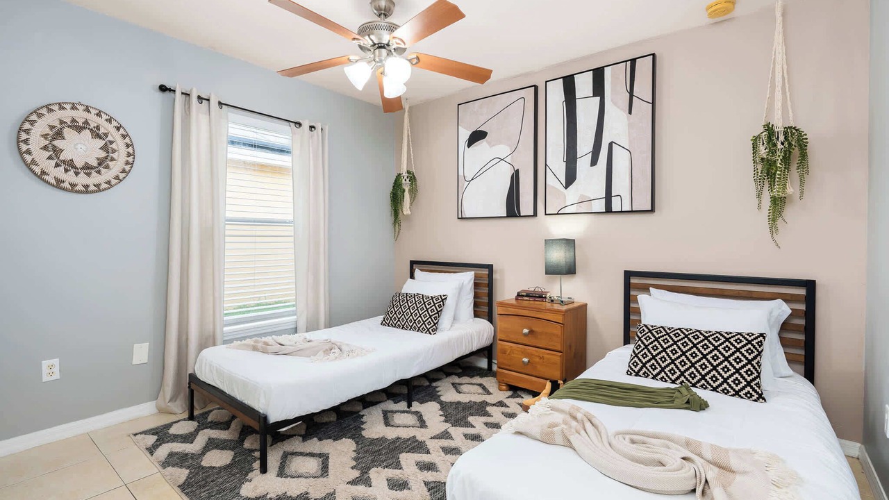 Photo of Bedroom in Sandy Ridge