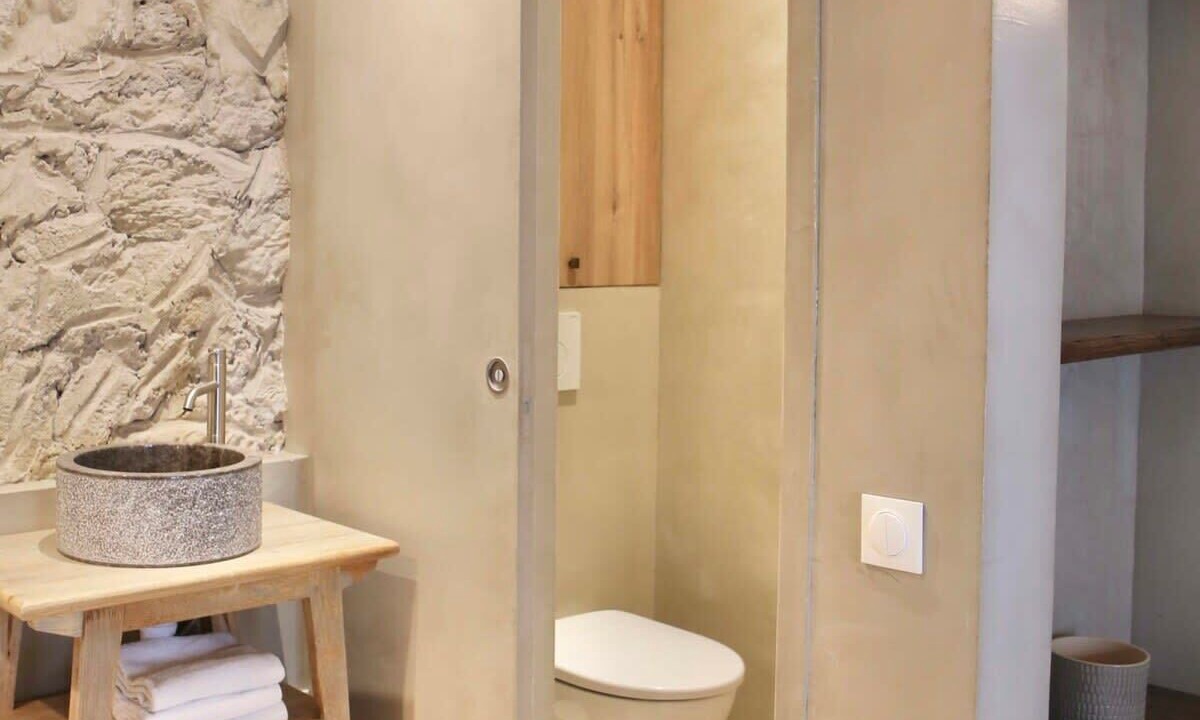 Photo of Bathroom in Croulebarbe