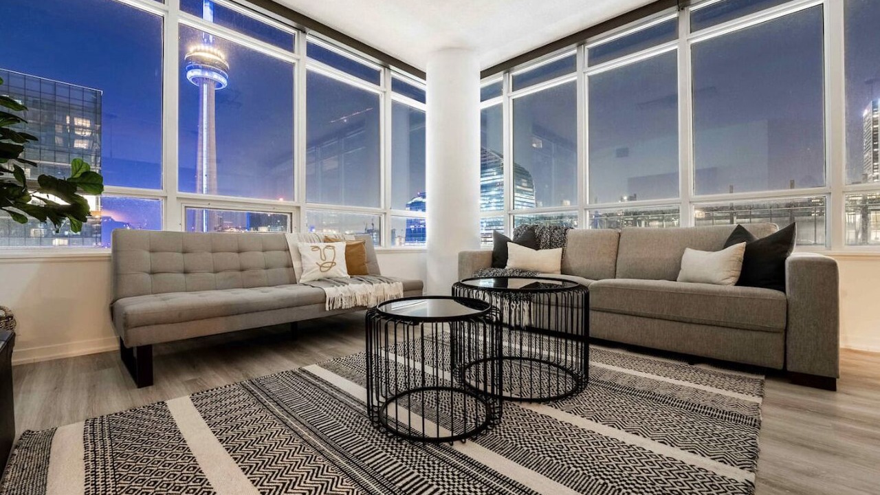 Photo of Livingroom in Downtown Toronto
