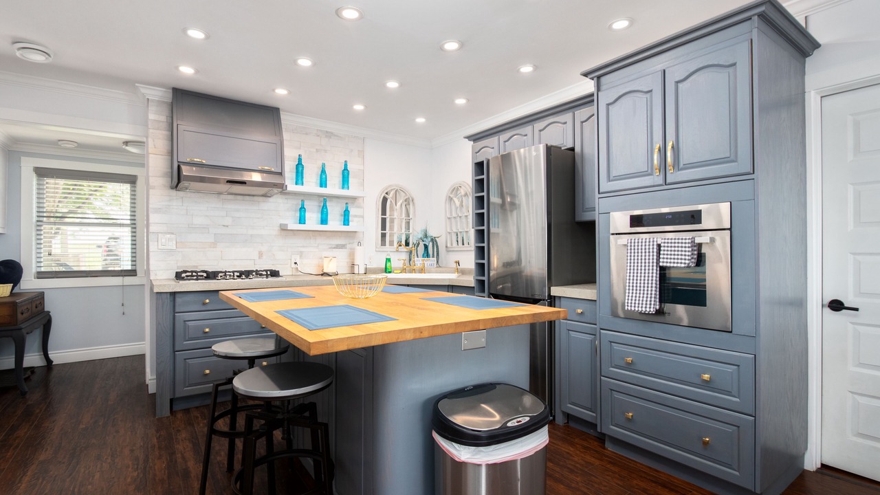 Photo of Kitchen in Amherstburg