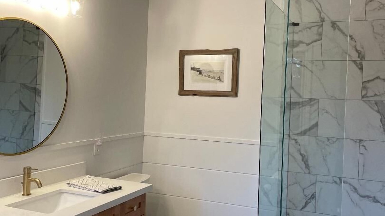 Photo of Bathroom in Pointe au Baril