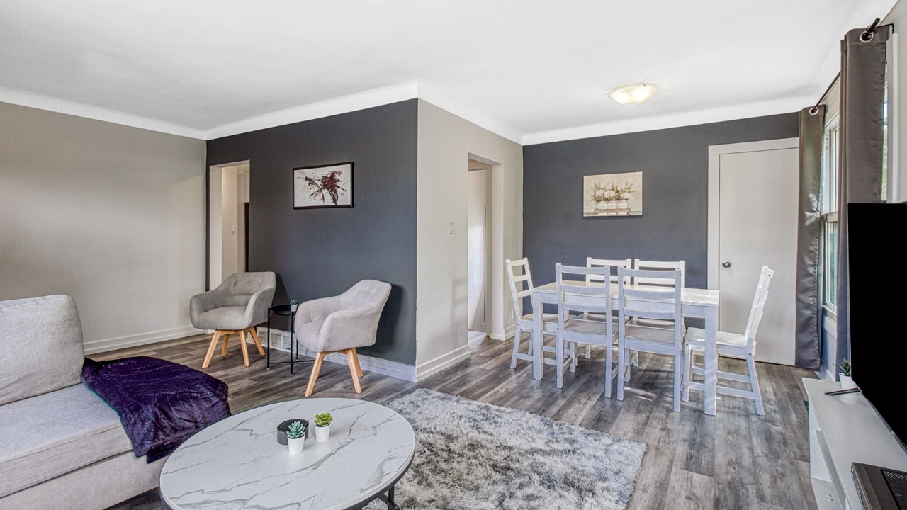 Photo of Livingroom in Sudbury