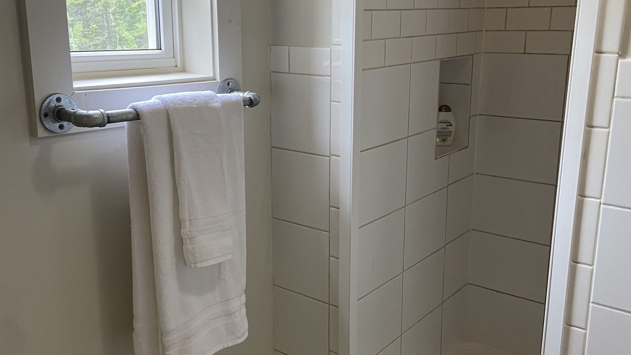 Photo of Bathroom in Tobermory