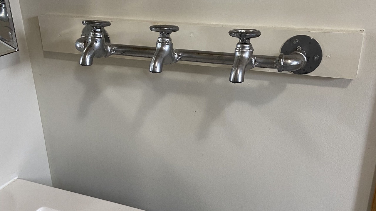 Photo of Bathroom in Tobermory