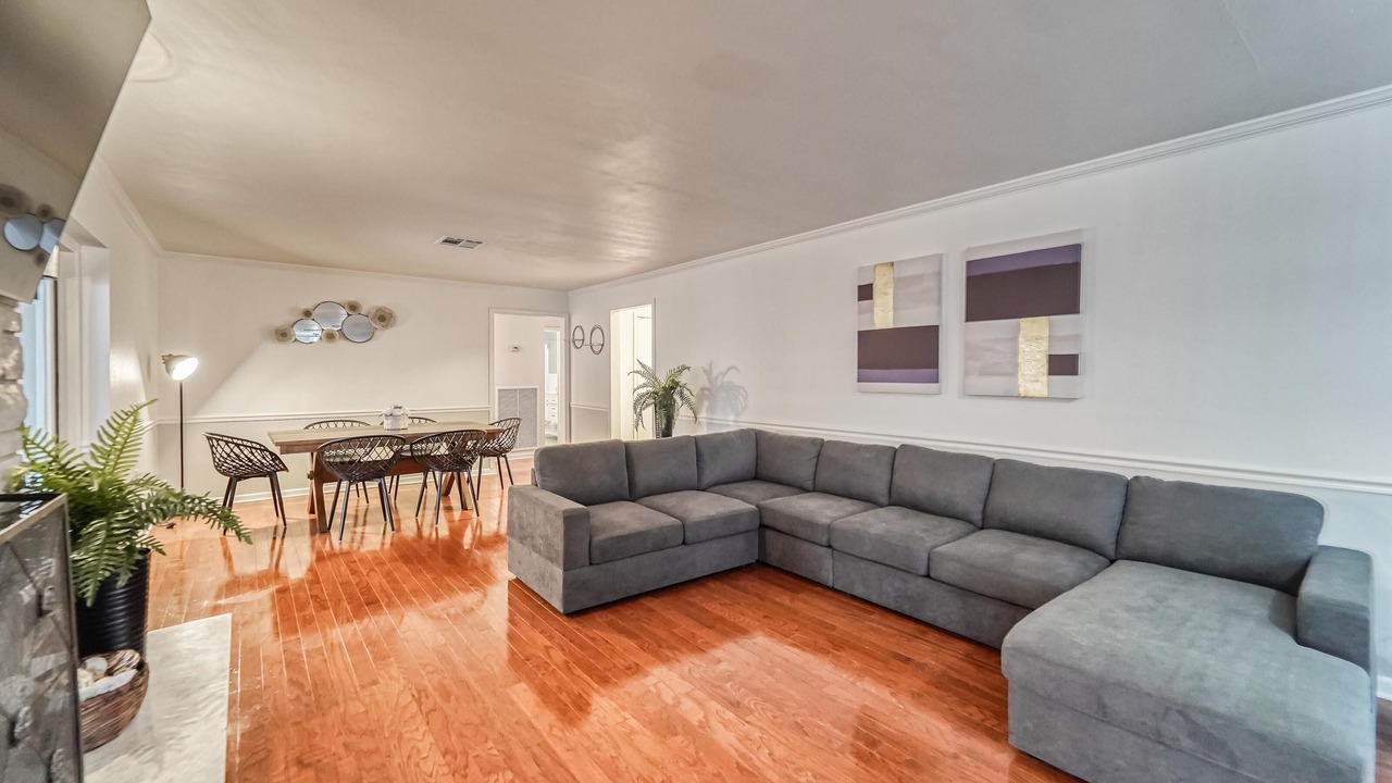 Photo of Livingroom in Brandon