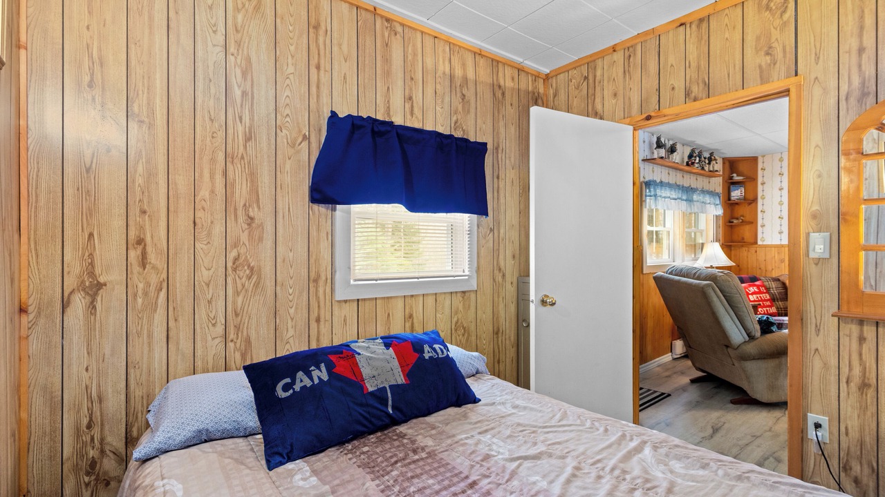 Photo of Bedroom in Flesherton
