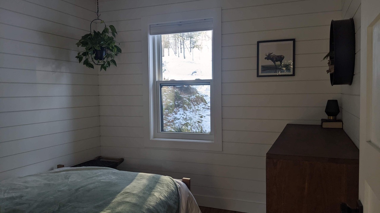 Photo of Bedroom in Algonquin Highlands