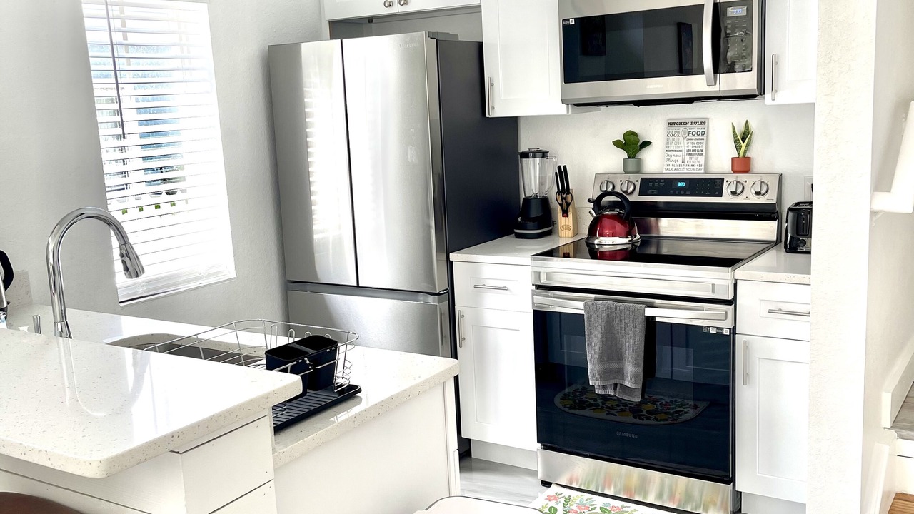 Photo of Kitchen in Venetian Bay Villages