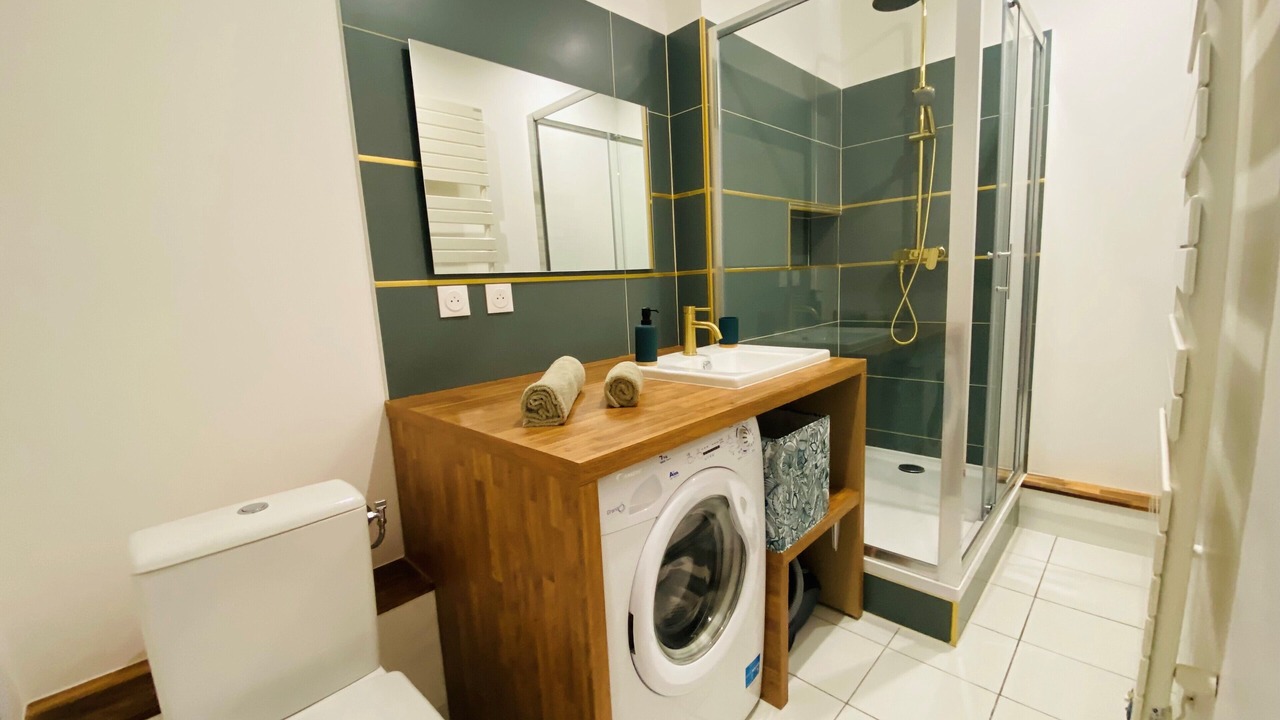 Photo of Bathroom in Chennevieres-sur-Marne