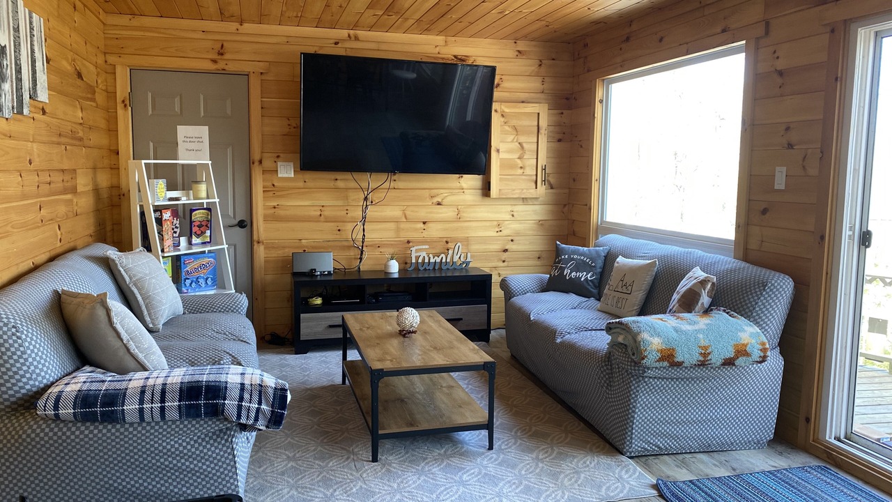 Photo of Livingroom in Northern Bruce Peninsula
