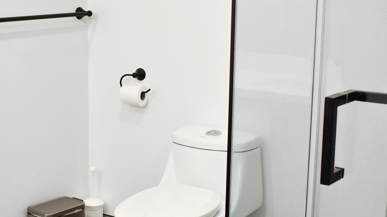 Photo of Bathroom in Carrying Place